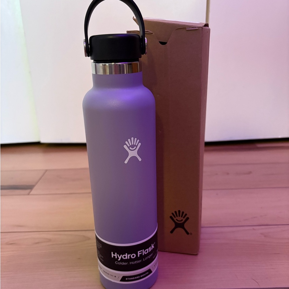 Hydro Flask Lavender Bottle with Black Lid